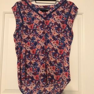 41 Hawthorn Size Small shirt